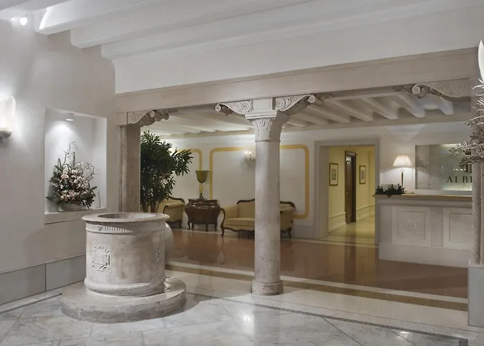 Ai Reali - Small Luxury s Of The WorldAlbergo